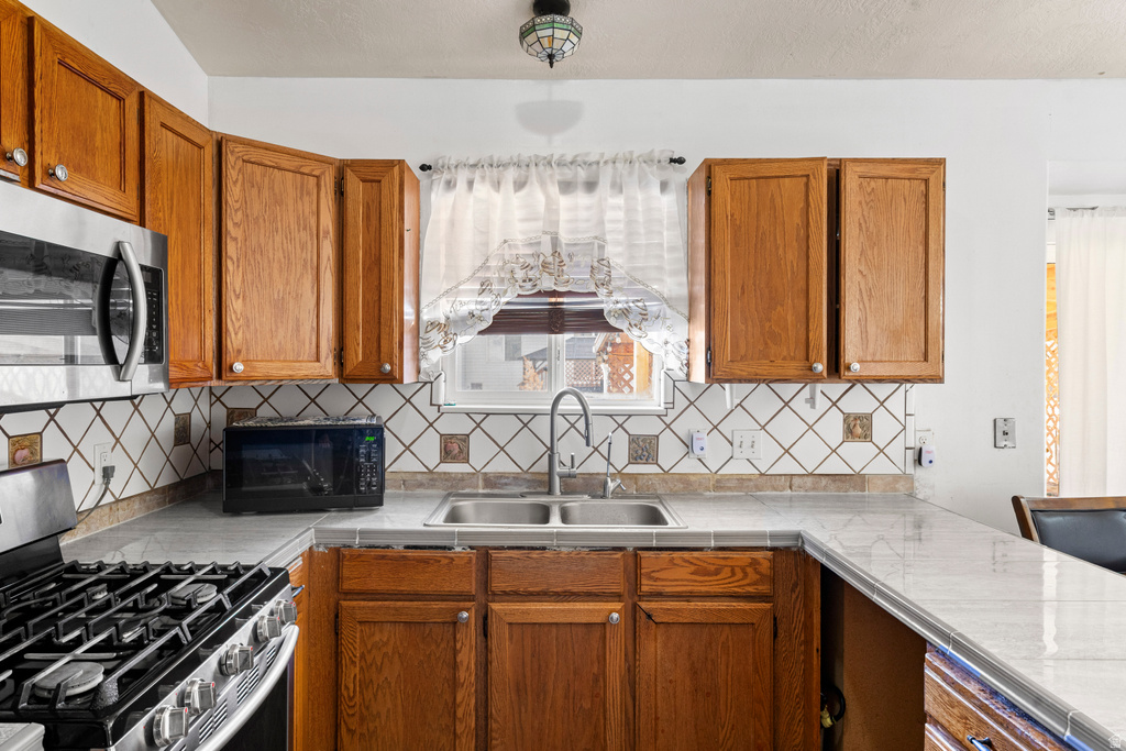 3635 S EVENING LIGHT CV Magna, UT 84044