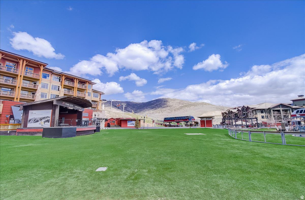 3720 N SUNDIAL CT #C105 Park City, UT 84098