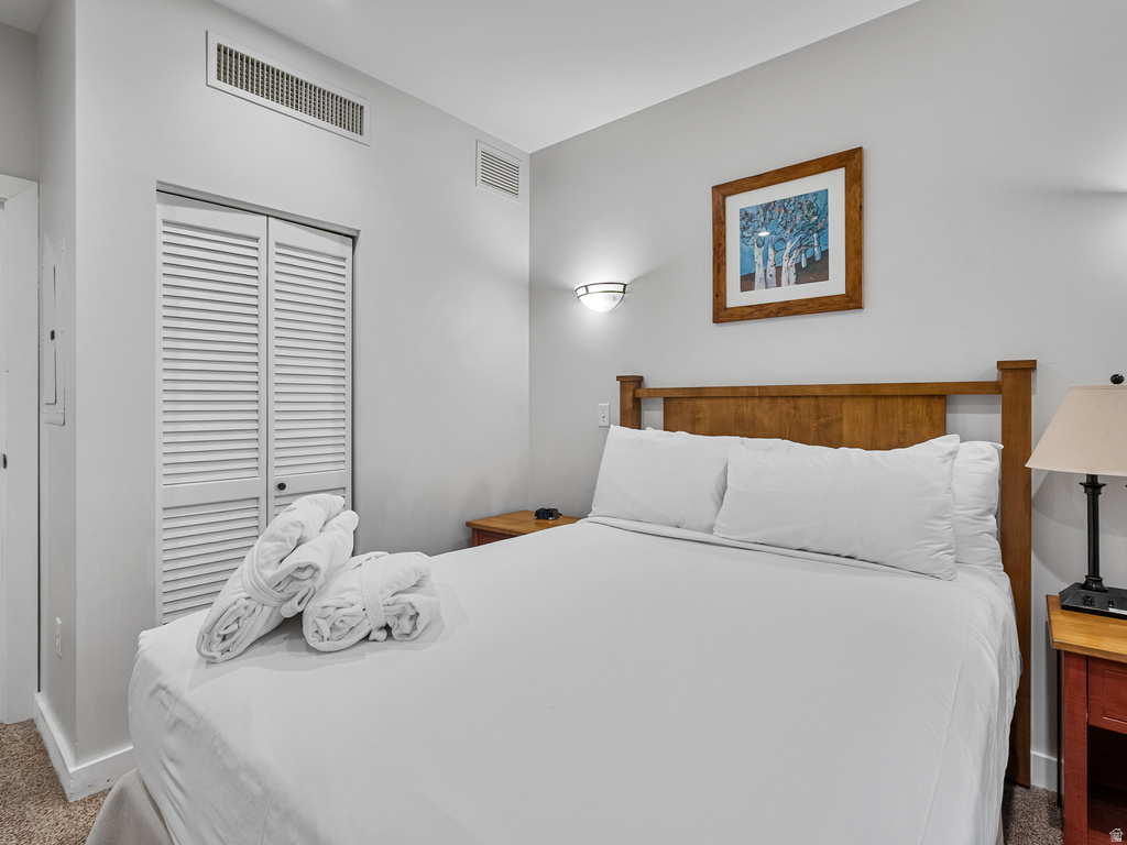 3720 N SUNDIAL CT #C105 Park City, UT 84098