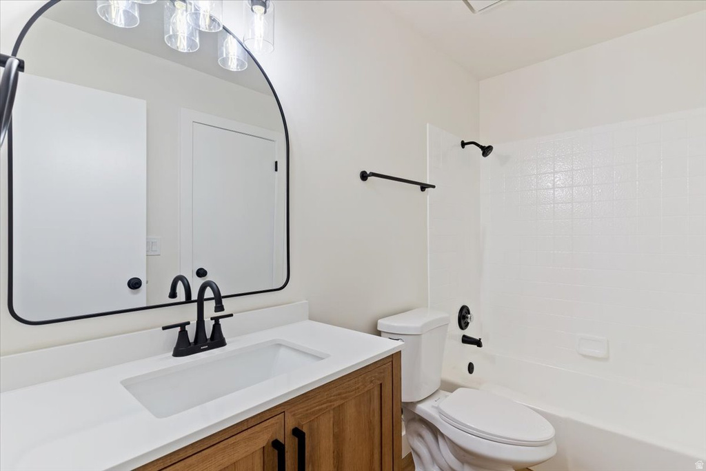 3826 W 5750 S Roy, UT 84067