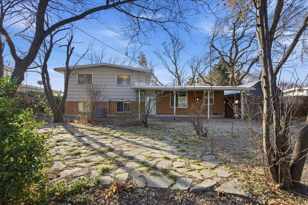 2100 W THECKSTON RD Taylorsville, UT 84129