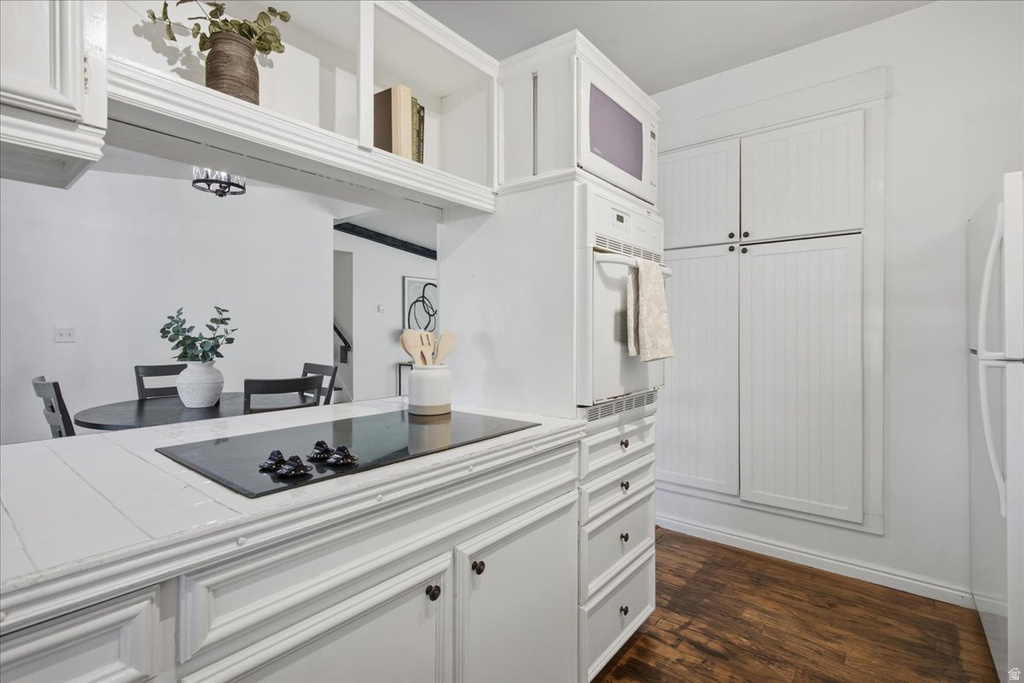 2100 W THECKSTON RD Taylorsville, UT 84129