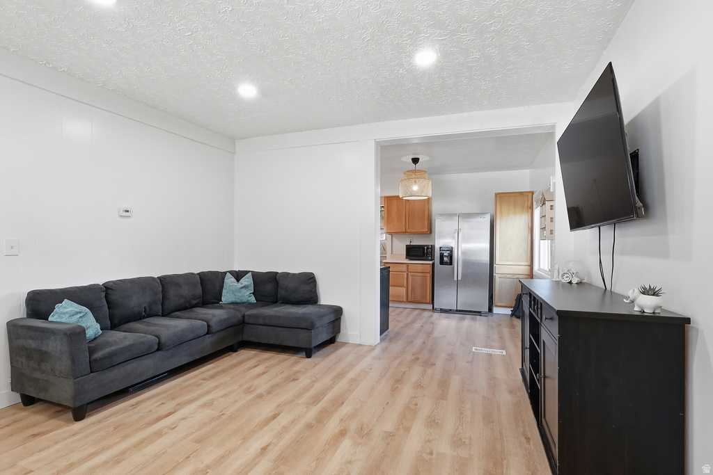 61 W MAIN ST Wellsville, UT 84339