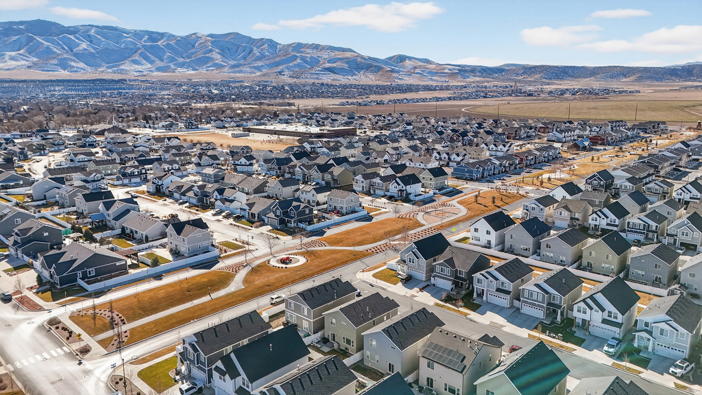 512 S PEGASUS WAY Saratoga Springs, UT 84045