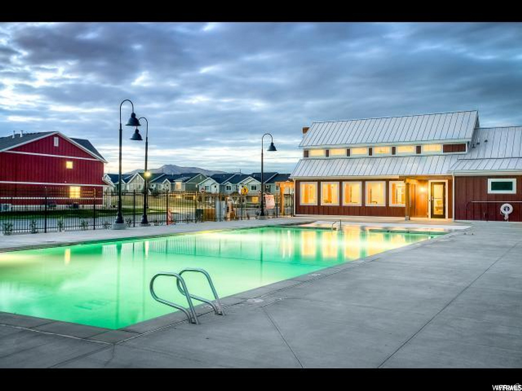 512 S PEGASUS WAY Saratoga Springs, UT 84045