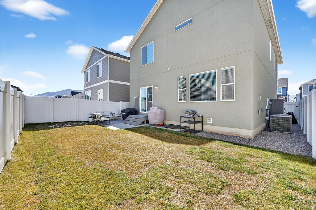 512 S PEGASUS WAY Saratoga Springs, UT 84045