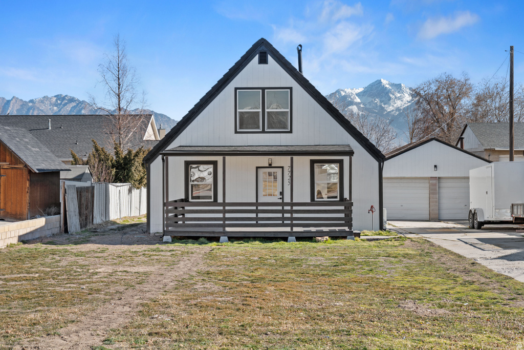 7725 S ALIDA DR West Jordan, UT 84084