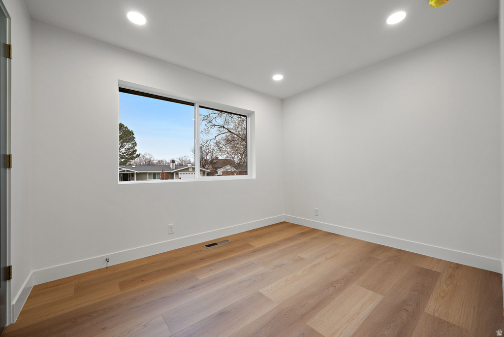 4695 S SYCAMORE Holladay, UT 84117