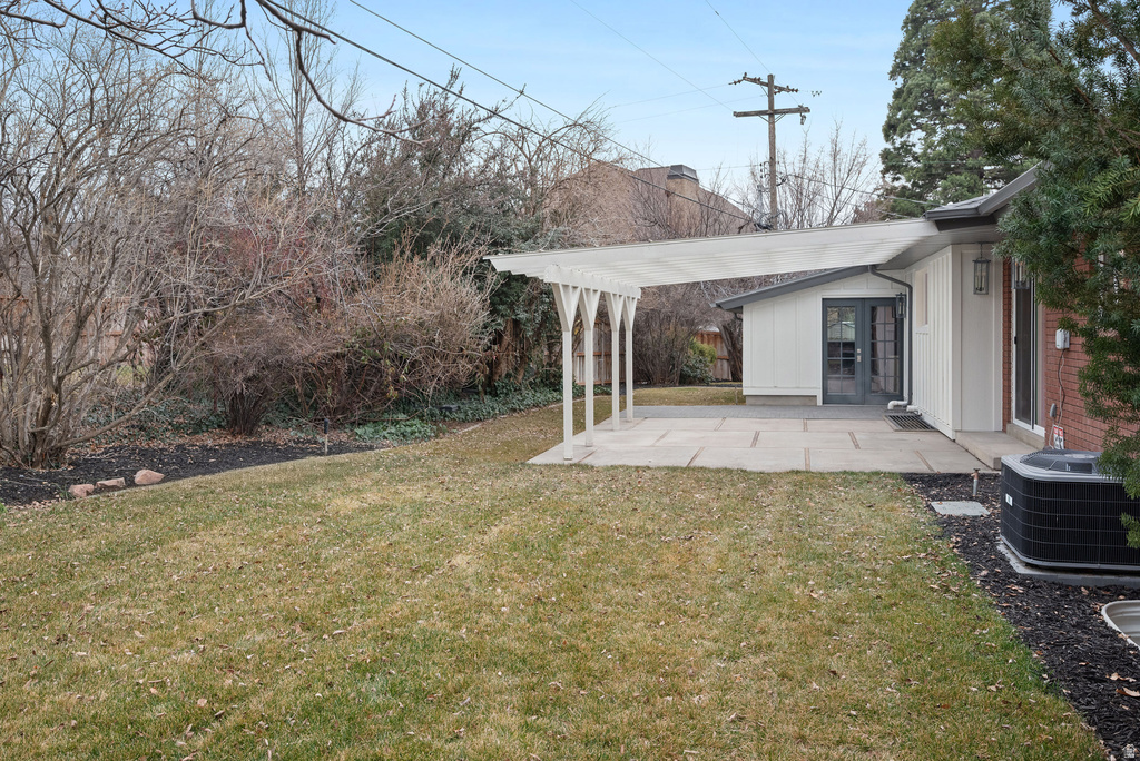 4695 S SYCAMORE Holladay, UT 84117