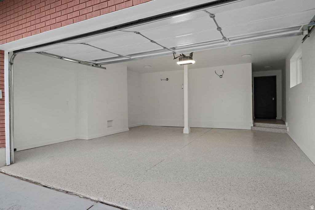 4695 S SYCAMORE Holladay, UT 84117