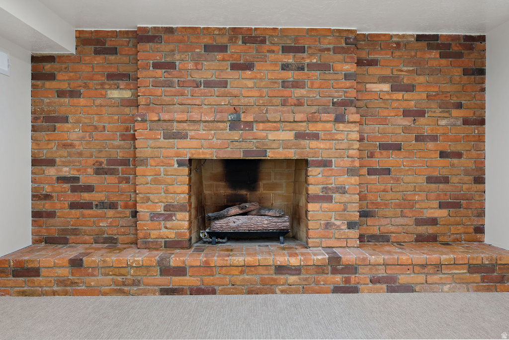 4695 S SYCAMORE Holladay, UT 84117