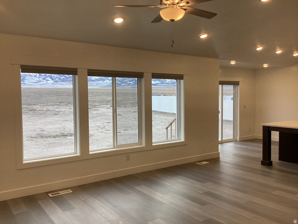 352 S AMBER FIELD DR Grantsville, UT 84029