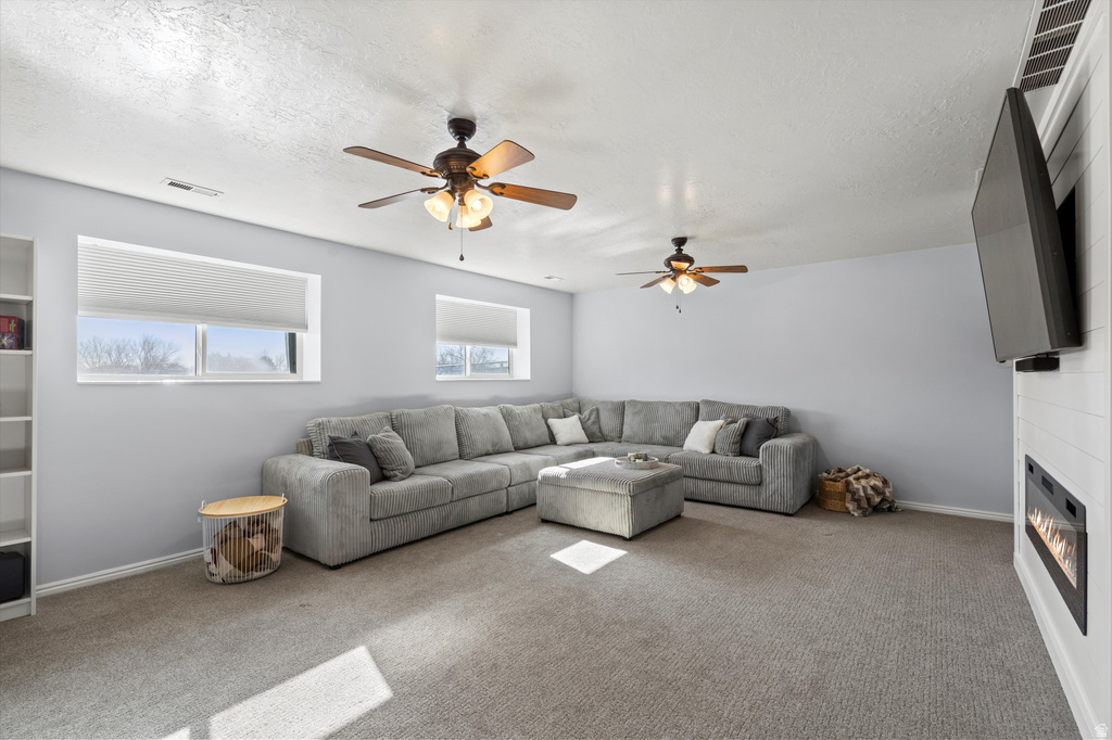 864 E 625 ST Layton, UT 84041