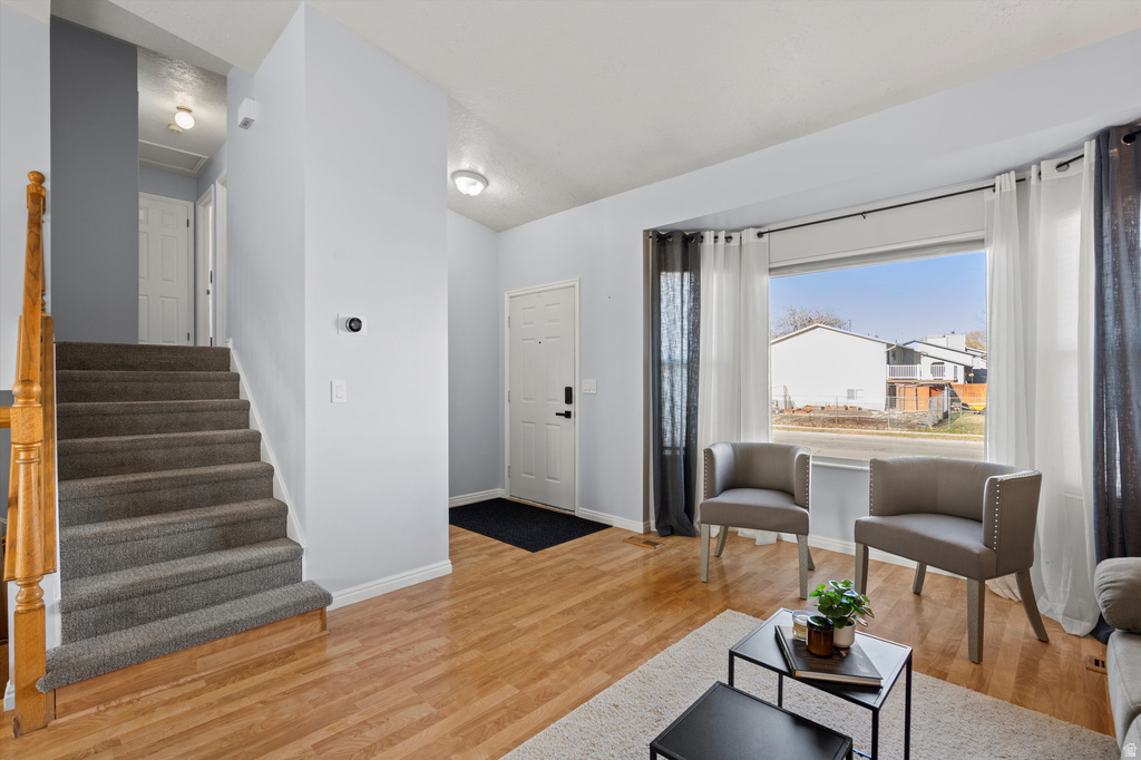 864 E 625 ST Layton, UT 84041