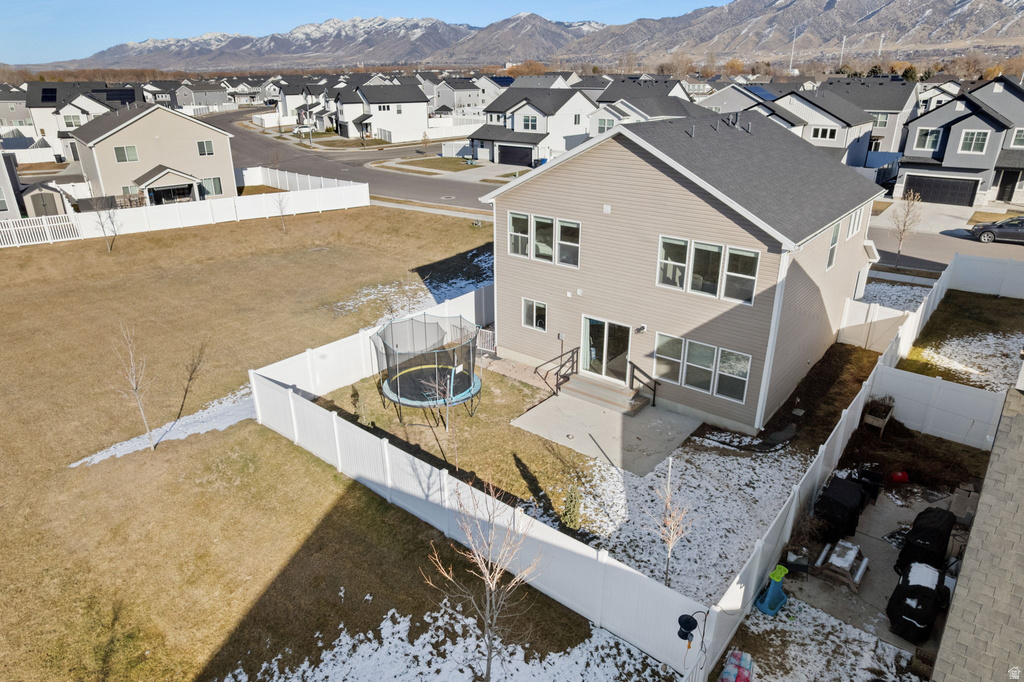 2125 S CREEKSIDE DR Logan, UT 84339