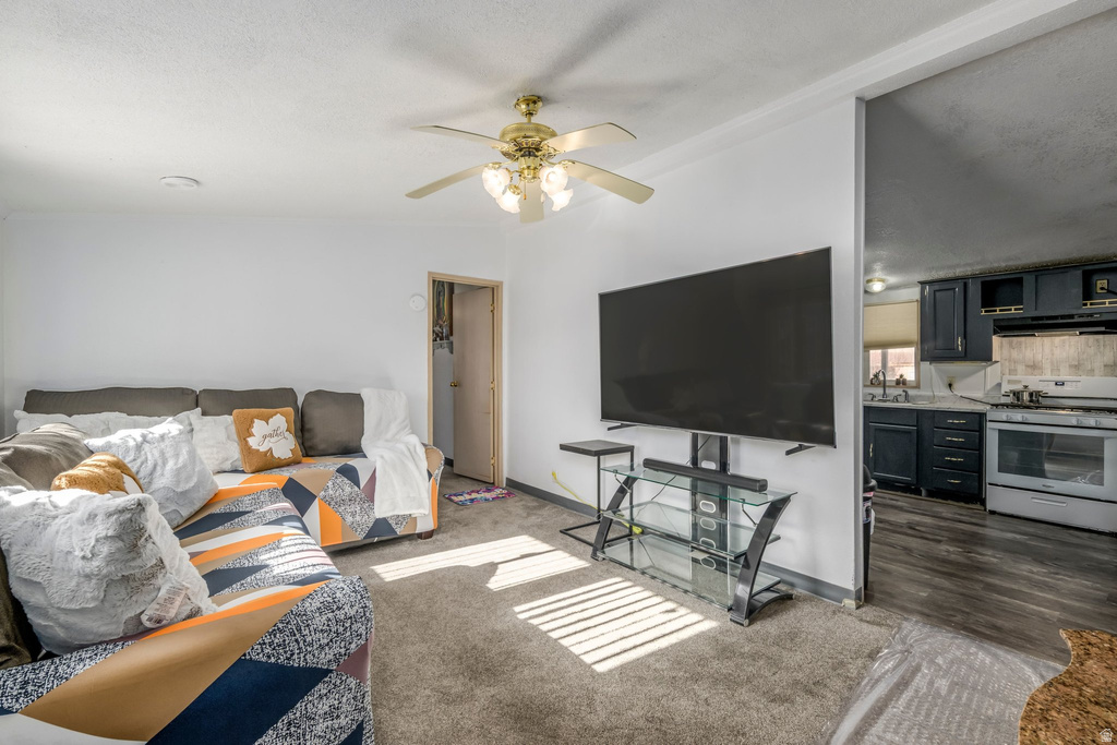 105 2ND East Carbon, UT 84520