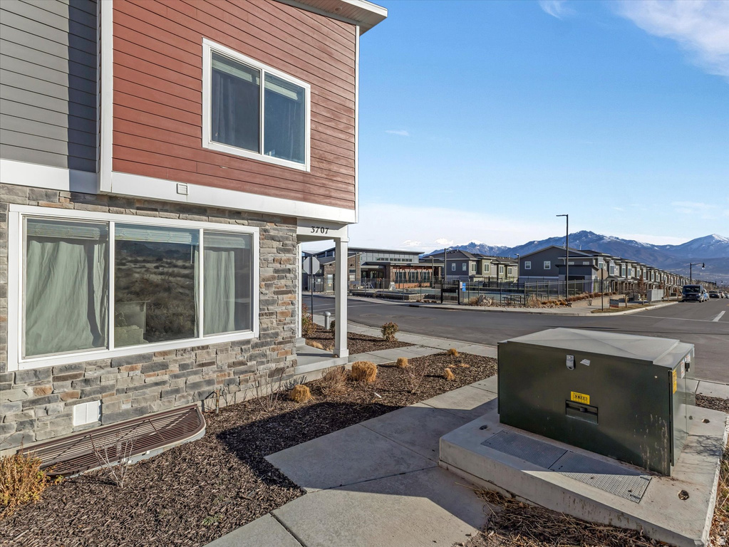 3707 W SOFT WHISPER WAY Herriman, UT 84096