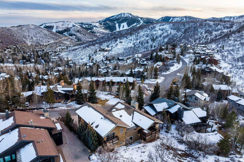 3355 SUN RIDGE DR Park City, UT 84060