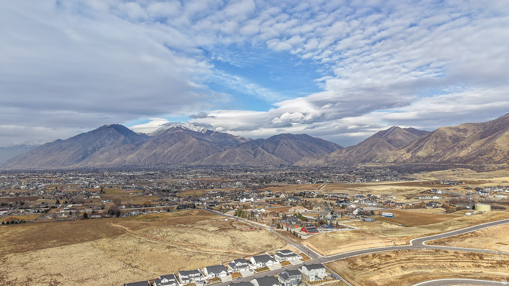 872 W UNION BENCH DR Mapleton, UT 84664