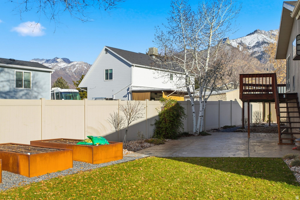 9106 S MALLARD CIR Sandy, UT 84093