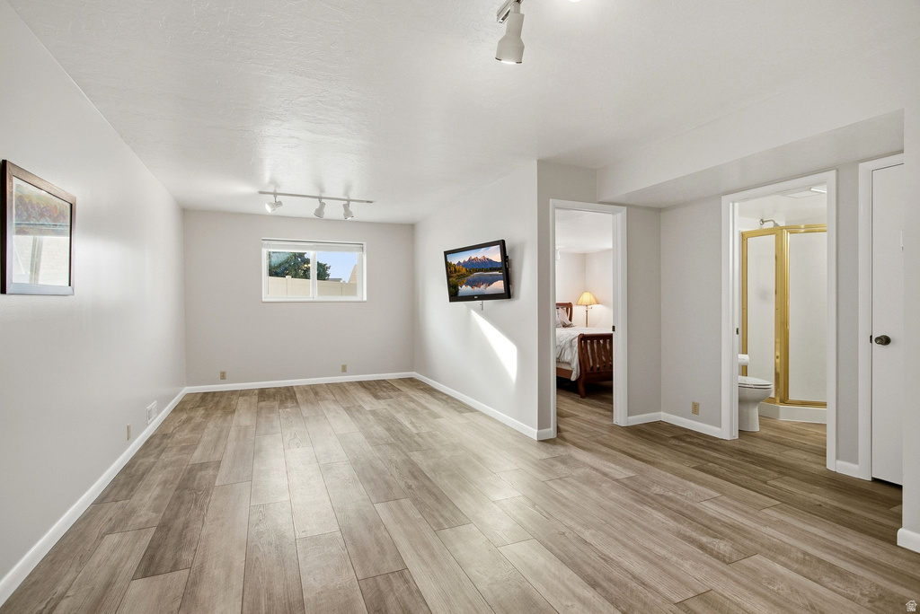 9106 S MALLARD CIR Sandy, UT 84093