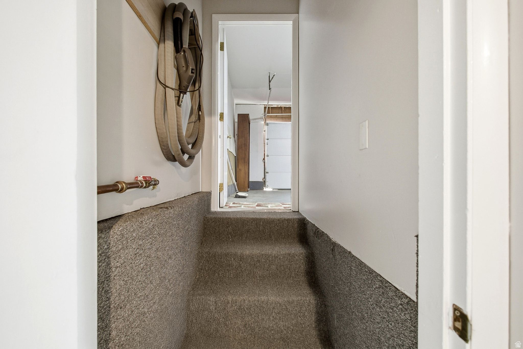 9106 S MALLARD CIR Sandy, UT 84093