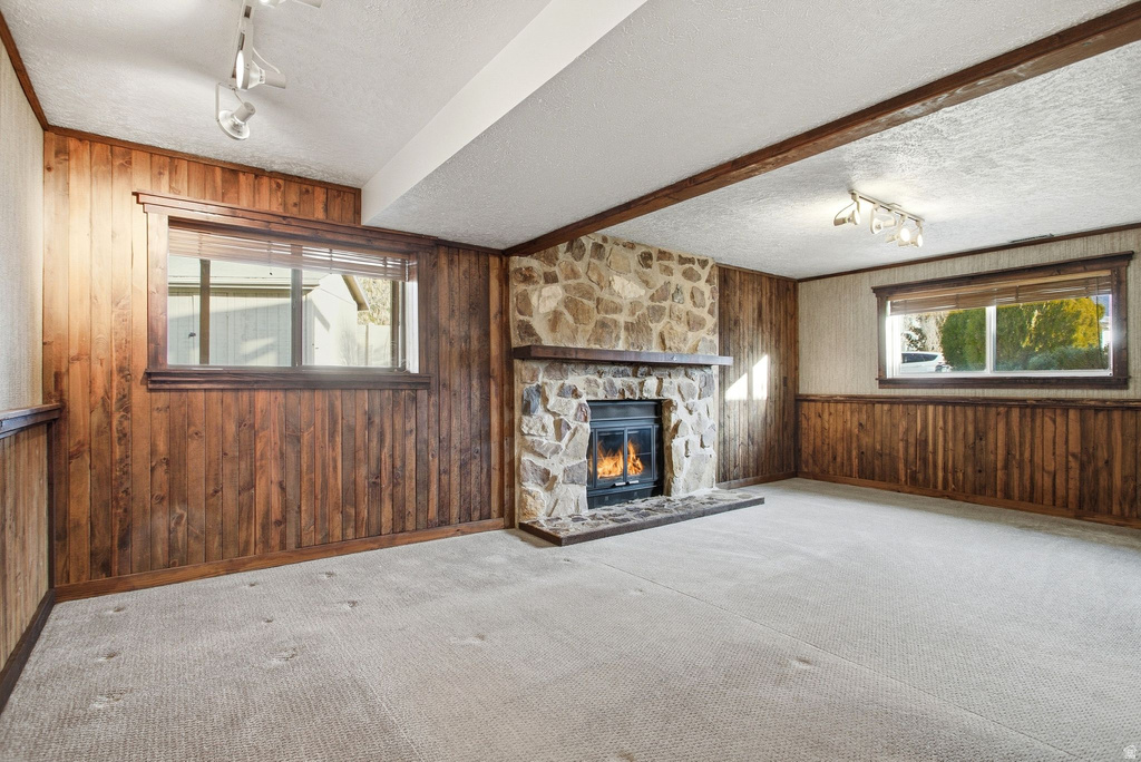 9106 S MALLARD CIR Sandy, UT 84093