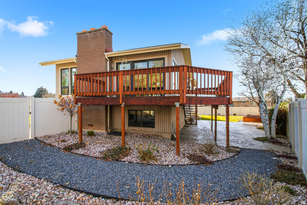 9106 S MALLARD CIR Sandy, UT 84093