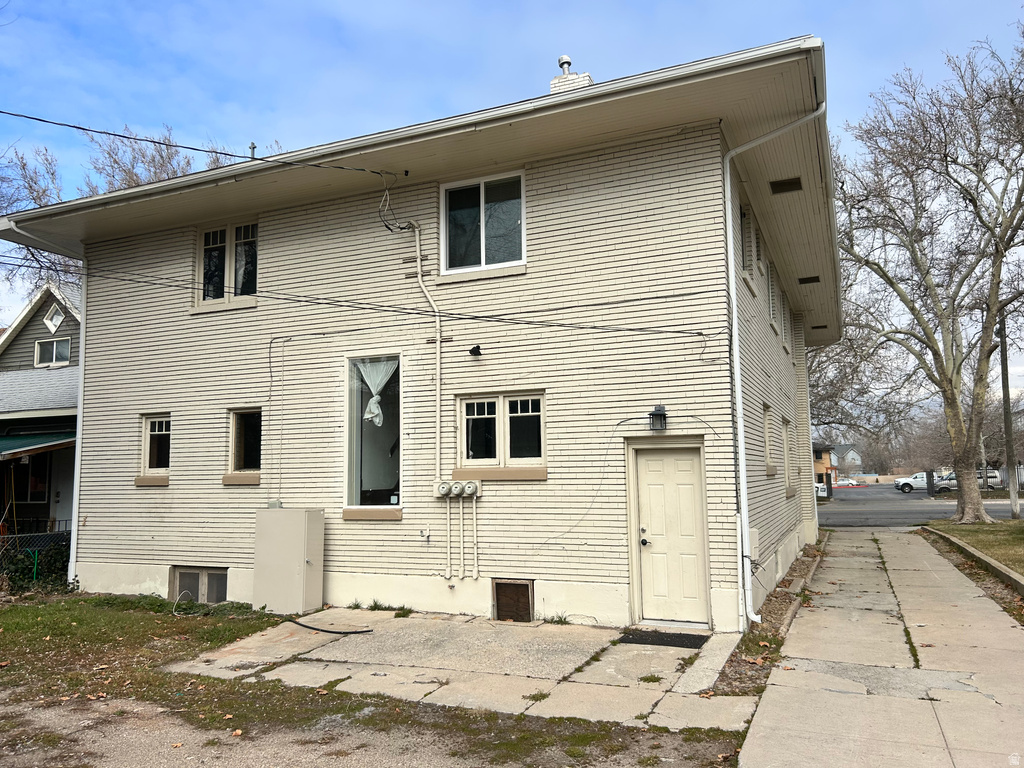 527 24 ST Ogden, UT 84401