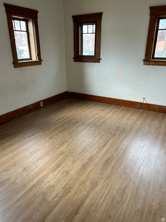 527 24 ST Ogden, UT 84401