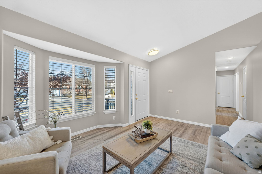 1573 W ERICKSON PARK DR West Jordan, UT 84084