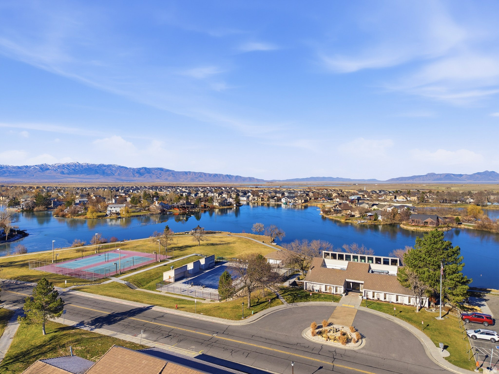 796 LAKEVIEW DR Stansbury Park, UT 84074