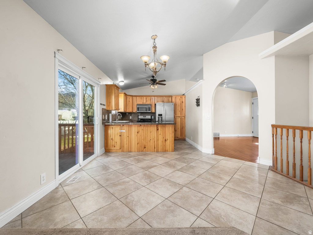 796 LAKEVIEW DR Stansbury Park, UT 84074