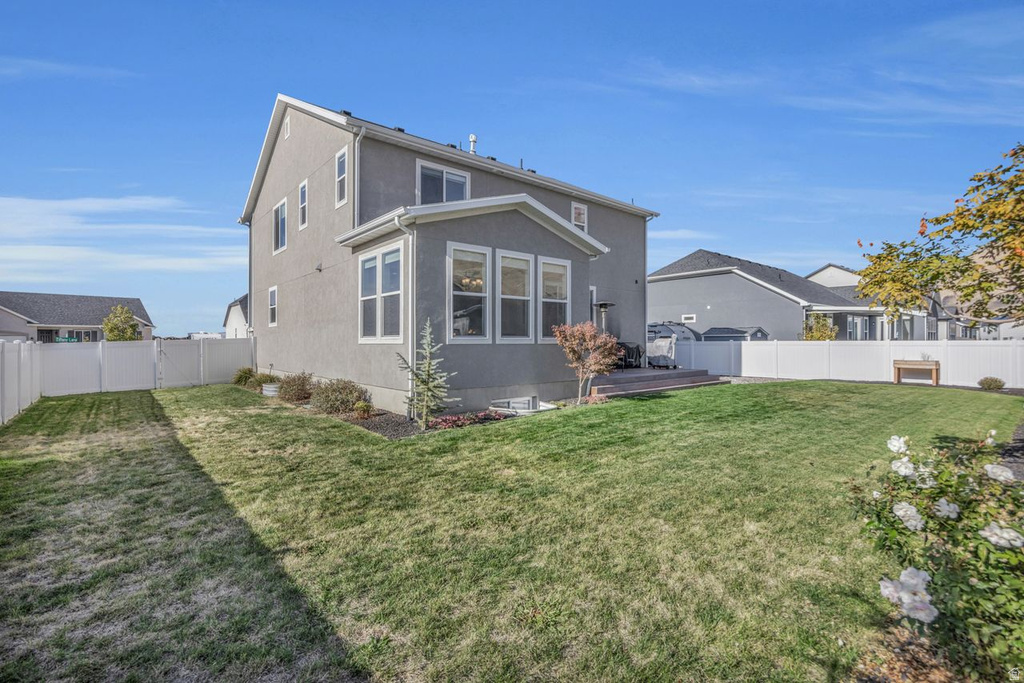 8496 N TIFFANY LN Lake Point, UT 84074
