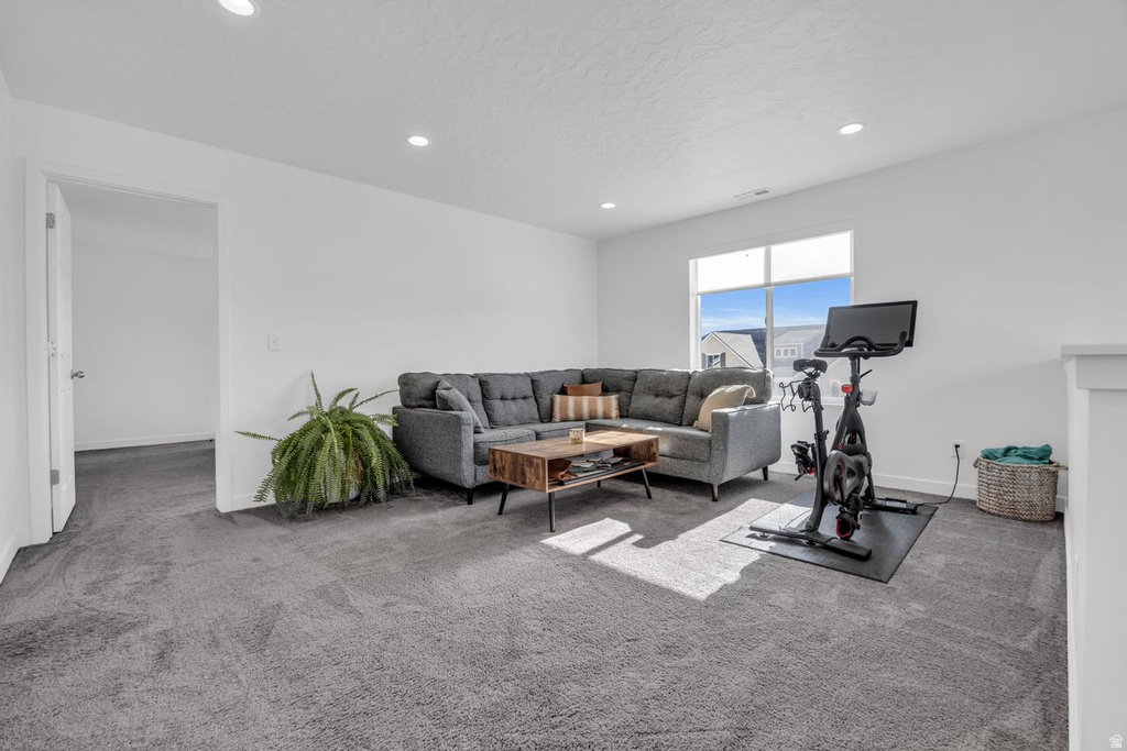 8496 N TIFFANY LN Lake Point, UT 84074