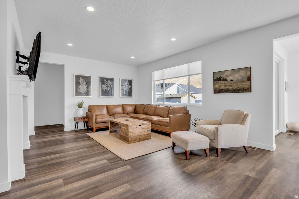 8496 N TIFFANY LN Lake Point, UT 84074