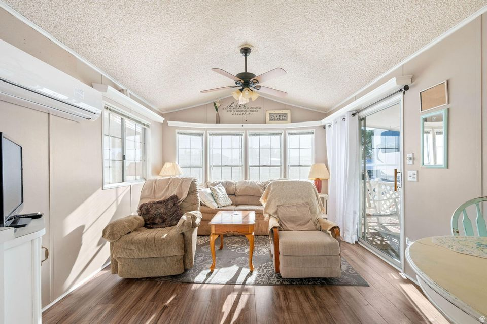 1225 N DIXIE DOWNS RD #101 St George, UT 84770