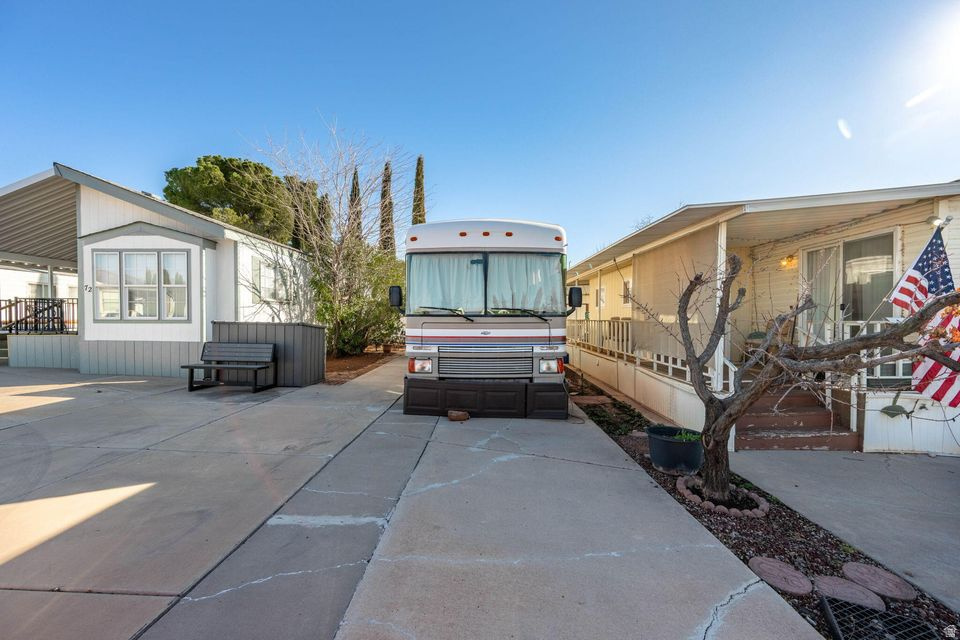 1225 N DIXIE DOWNS RD #101 St George, UT 84770