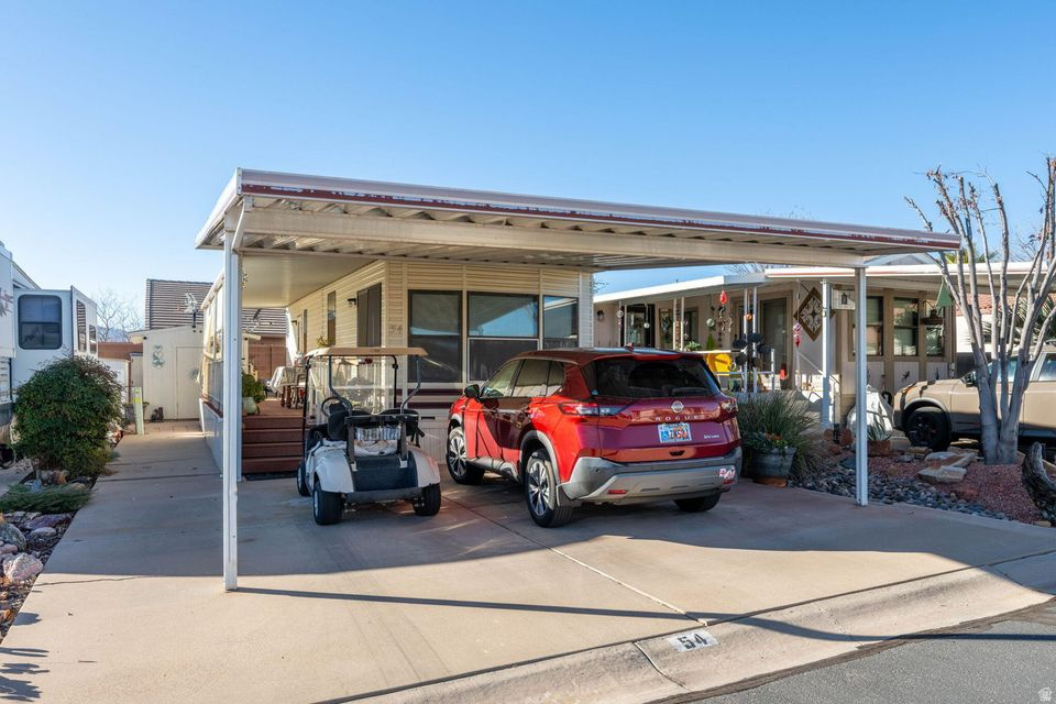 1225 N DIXIE DOWNS RD #101 St George, UT 84770