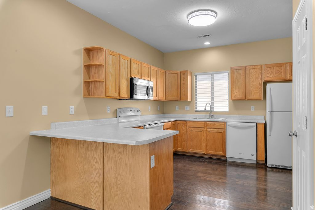 5203 W SWIFT WATER WAY West Jordan, UT 84081