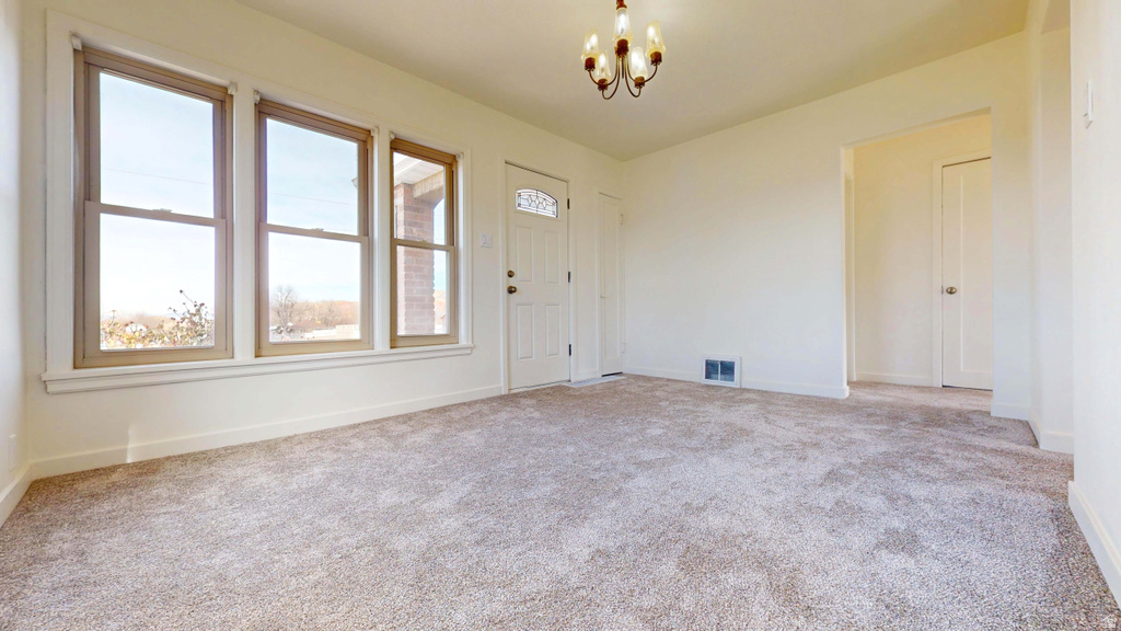 102 E 400 S Cedar City, UT 84720