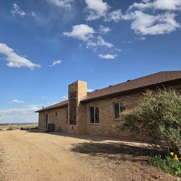 1025 S 200 E Blanding, UT 84511