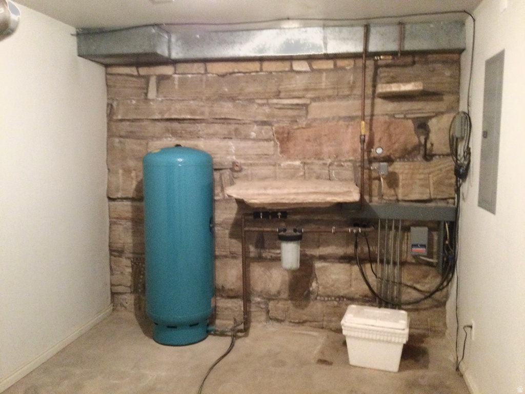 1025 S 200 E Blanding, UT 84511