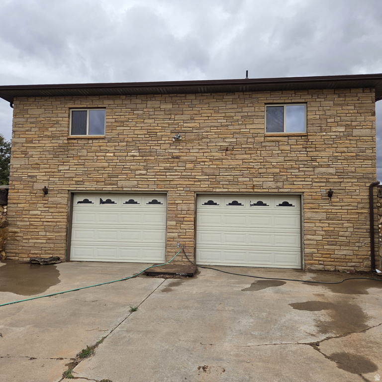 1025 S 200 E Blanding, UT 84511