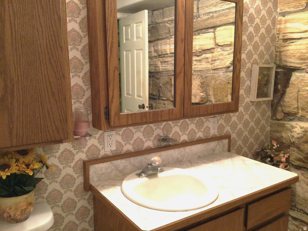 1025 S 200 E Blanding, UT 84511