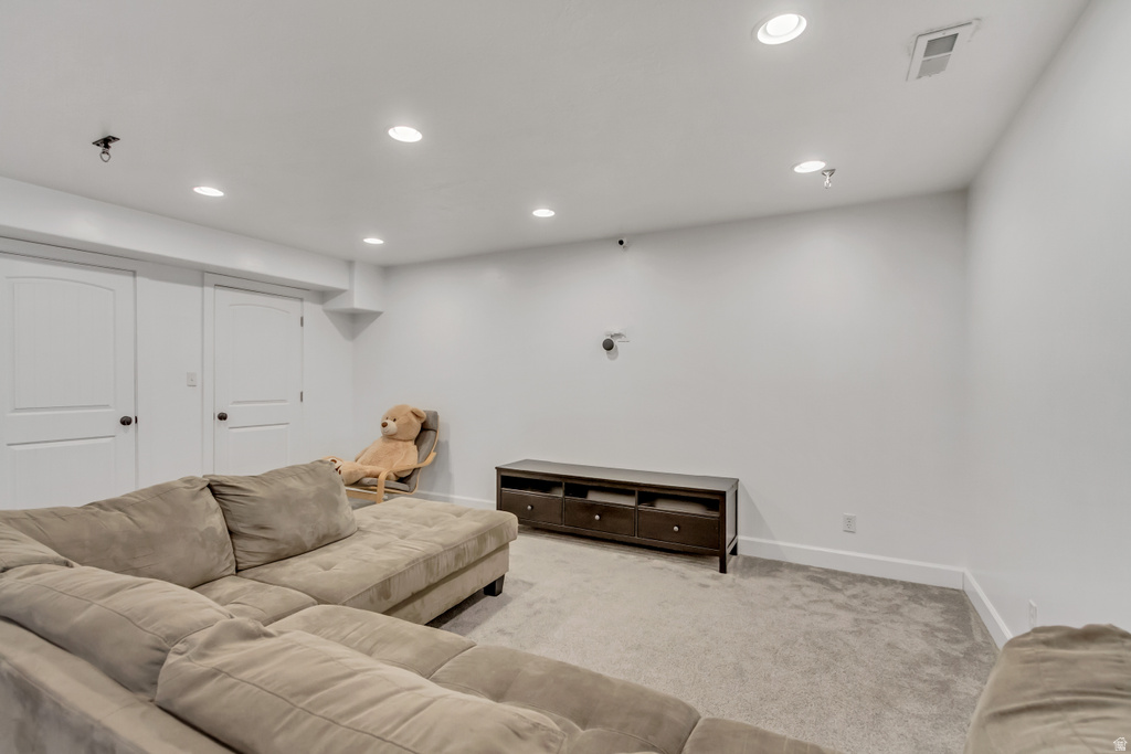 1237 N SILVERCREST DR Saratoga Springs, UT 84045