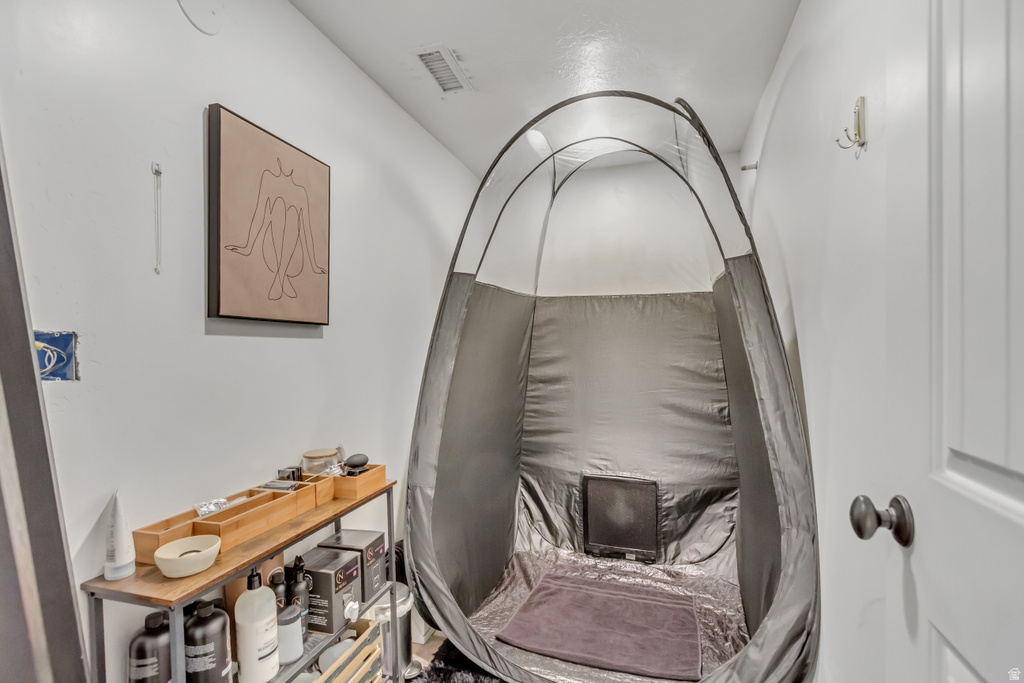 1237 N SILVERCREST DR Saratoga Springs, UT 84045