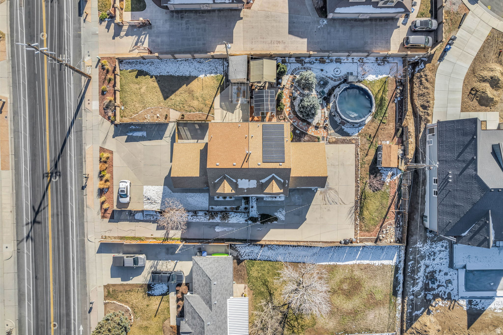 7462 S 2300 E Cottonwood Heights, UT 84121