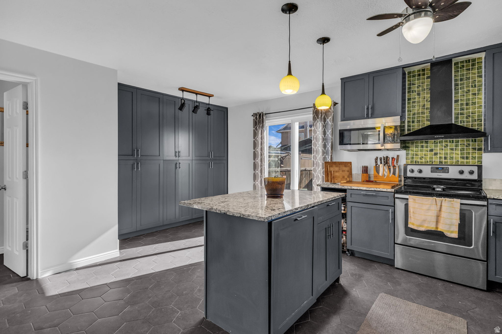 7462 S 2300 E Cottonwood Heights, UT 84121