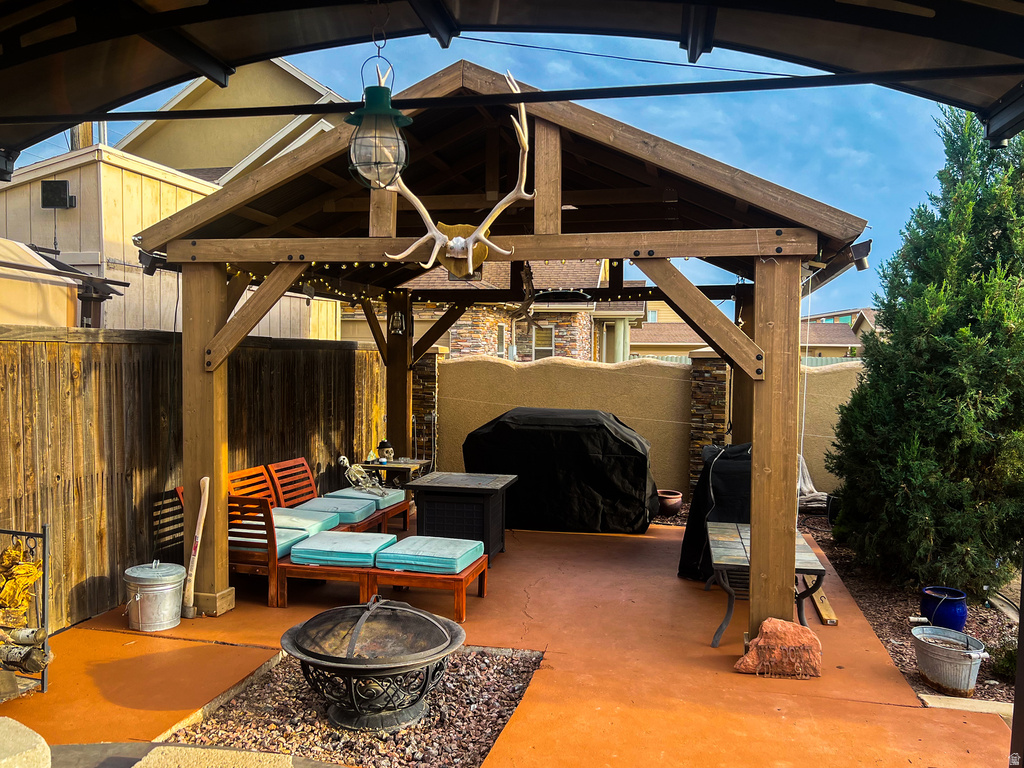 7462 S 2300 E Cottonwood Heights, UT 84121